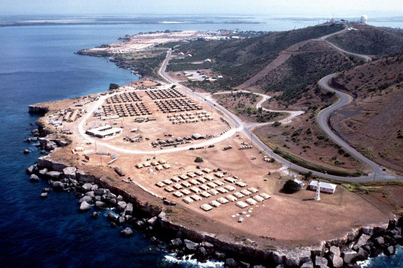 Guantanamo Kampı, 2002 yılından itibaren askeri hapishane olarak kullanılmakta