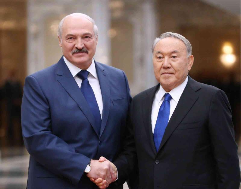 Lukaşenko ve Nazarbayev.