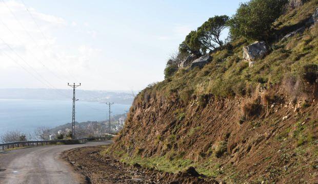 Sinop'ta düşen kayalar tehlike saçıyor! Hane sahiplerini tedirgin ediyor  