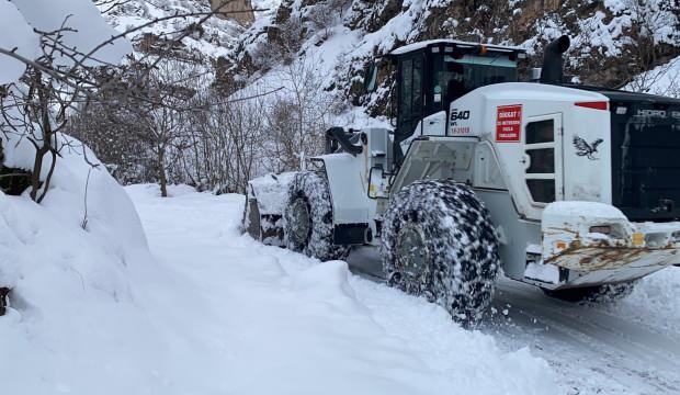 Hakkari’de 285 yerleşim yerinin ulaşımı kar nedeniyle kapandı