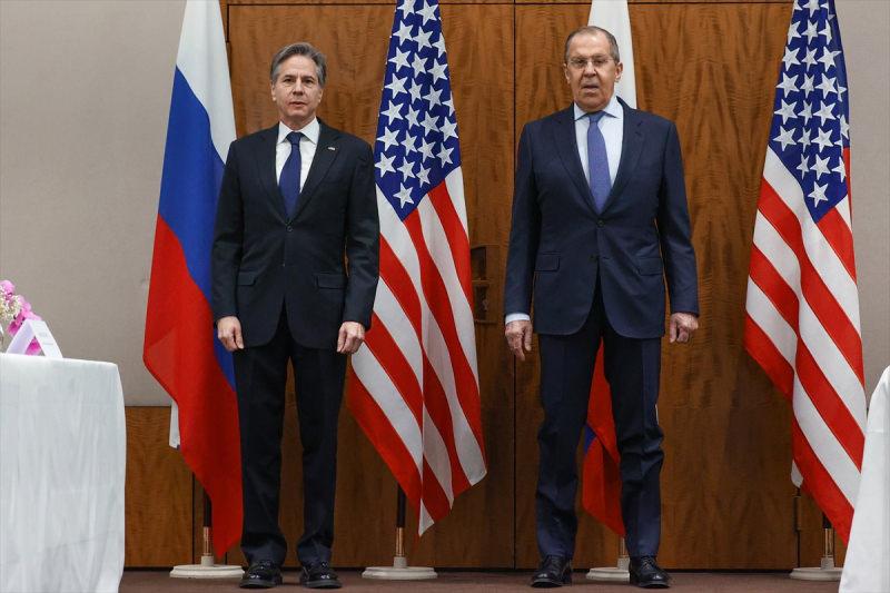 Rusya Dışişleri Bakanı Sergey Lavrov ABD'li mevkidaşı ile bir araya gelmişti.