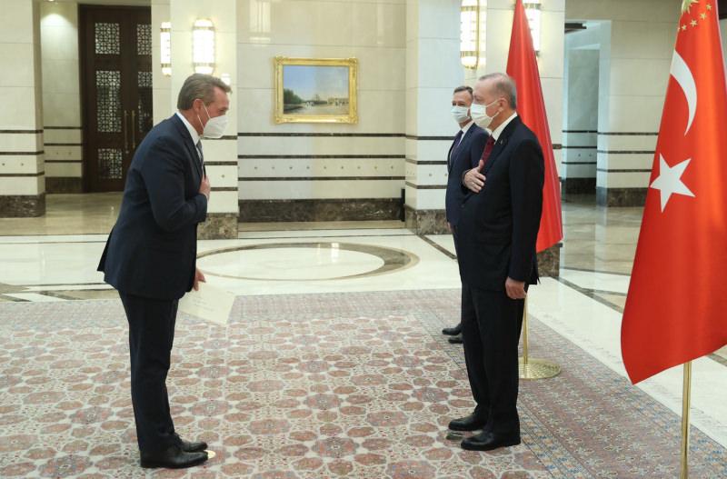 ABD'nin yeni büyükelçisi Flake, Cumhurbaşkanı Erdoğan tarafından ağırlandı.
