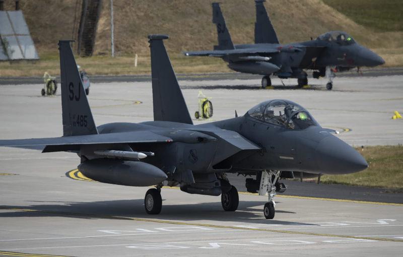 NATO hava üssüne ABDi Danimarka ve Estonya'ya ait uçaklar konuşlandırıldı.