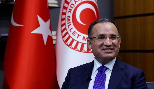 Son dakika: Adalet Bakanlığı'nda görev değişimi: Yeni Adalet Bakanı Bekir Bozdağ