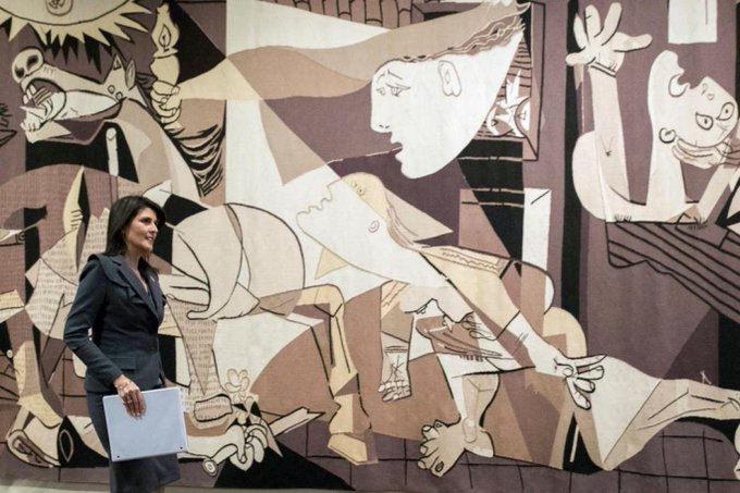 Rockefeller ailesi, Picasso'nun savaş karşıtı tablosunun işlendiği halıyı BM'ye geri gönderdi