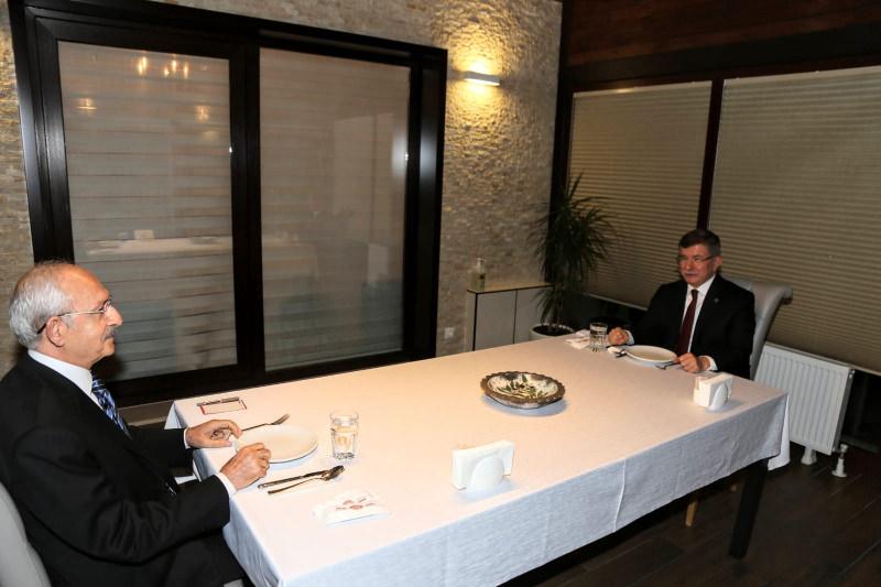 Kılıçdaroğlu ile Davutoğlu, 11 Ocak'ta akşam yemeğinde bir araya gelmişti.