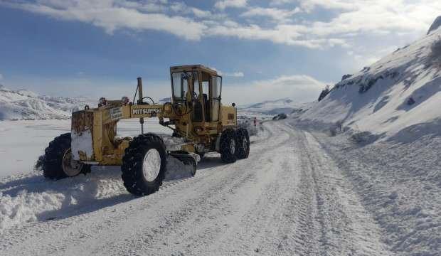  Erzincan’da kar teyakkuzu sürüyor! Kapanan yollar ulaşıma açılıyor