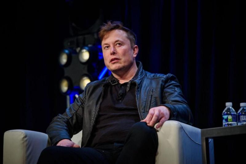 Tesla'nın sahibi Elon Musk
