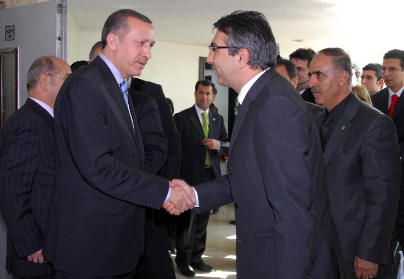 Cumhurbaşkanı Erdoğan&#39;la eski bakan Erkan Mumcu arasında 3 saatlik baş başa  görüşme - SİYASET Haberleri