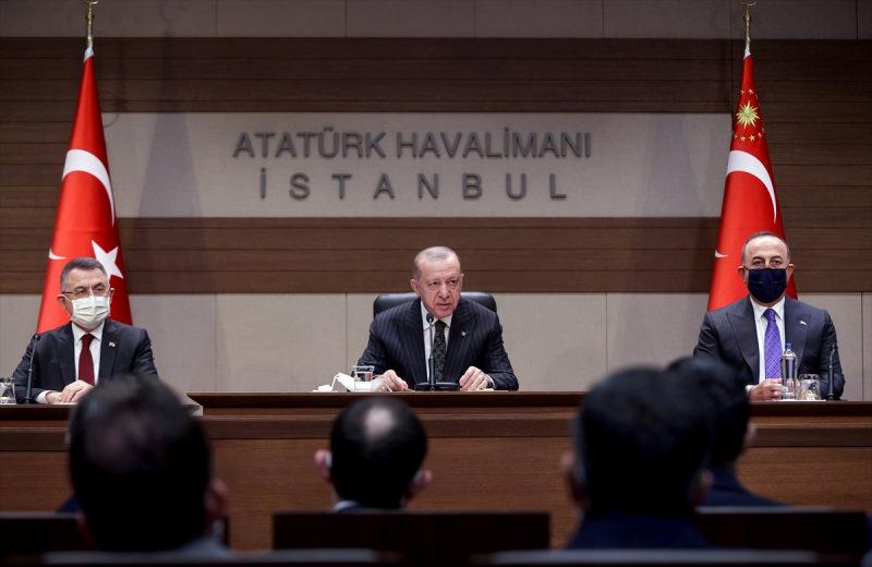 Cumhurbaşkanı Erdoğan, Cumhurbaşkanı Yardımcısı Fuat Oktay ve Dışişleri Bakanı Mevlüt Çavuşoğlu