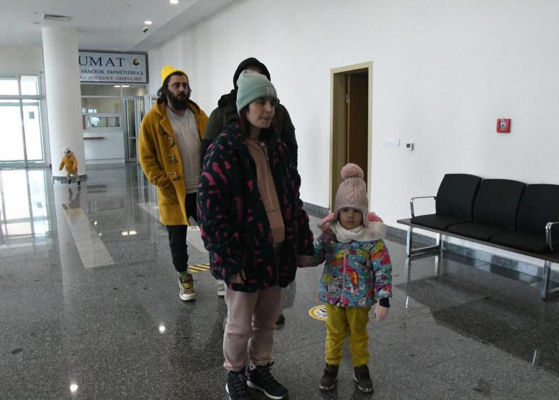 Ukrayna’ya tatile gitti savaşın ortasında kaldı, sınıra 8 kilometre yürüdü