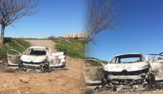 Adana’da esrarengiz olay! Lüks otomobil yakılmış halde bulundu
