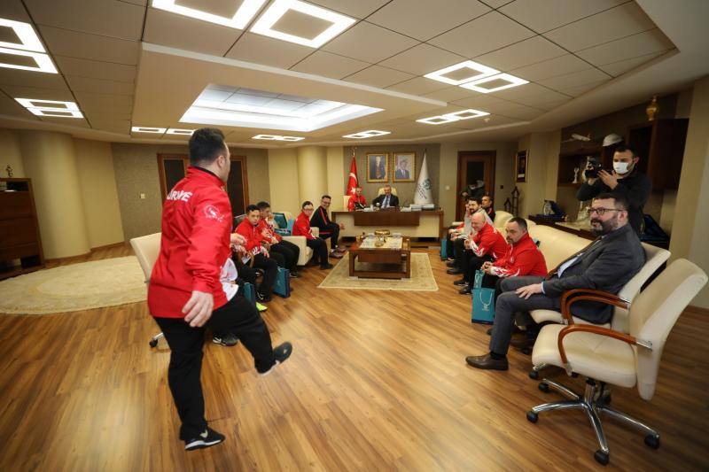 Down Sendromlular Futsal Milli Takımı müjdeyi verdi: Cumhurbaşkanımıza hediye edeceğiz
