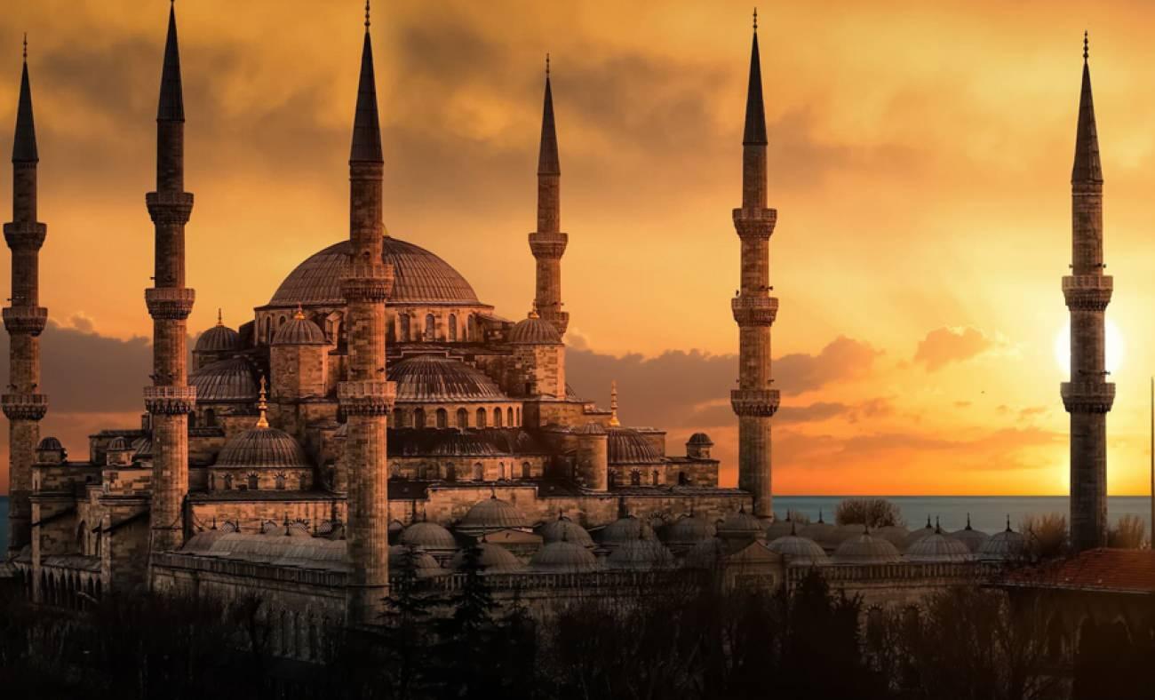 İftar sofralarına huzuru davet edecek en g&uuml;zel Ramazan m&uuml;zikleri!