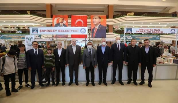 Şahinbey Belediyesi’nin üçüncü kitap fuarı kapılarını açtı