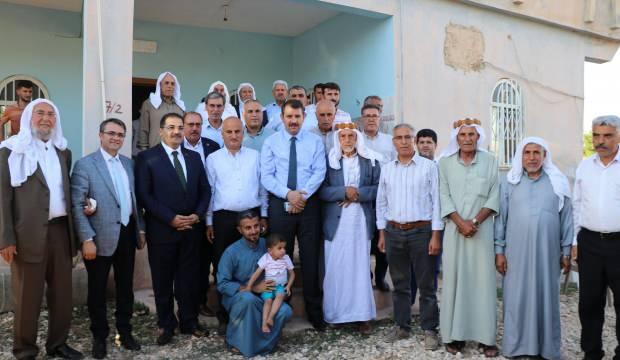 Vali Ayhan vatandaşlarla bir araya gelerek taleplerini dinledi
