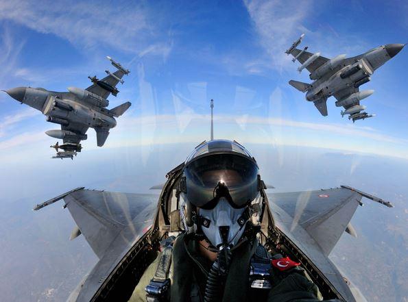 F-16 uçakları