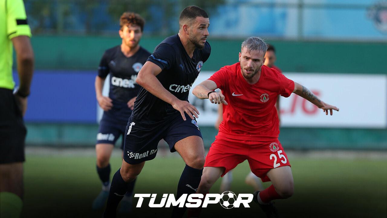 2-2 sona eren Kasımpaşa Ümraniyespor hazırlık maçı