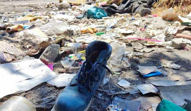 Eskişehir’de yıkılan okulun bulunduğu arazi çöplüğe döndü