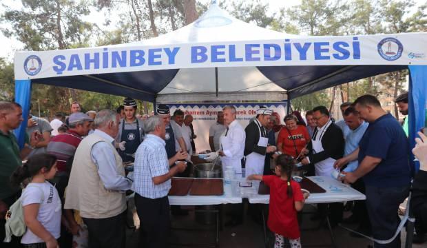 Şahinbey Belediyesi aşure geleneğini sürdürüyor