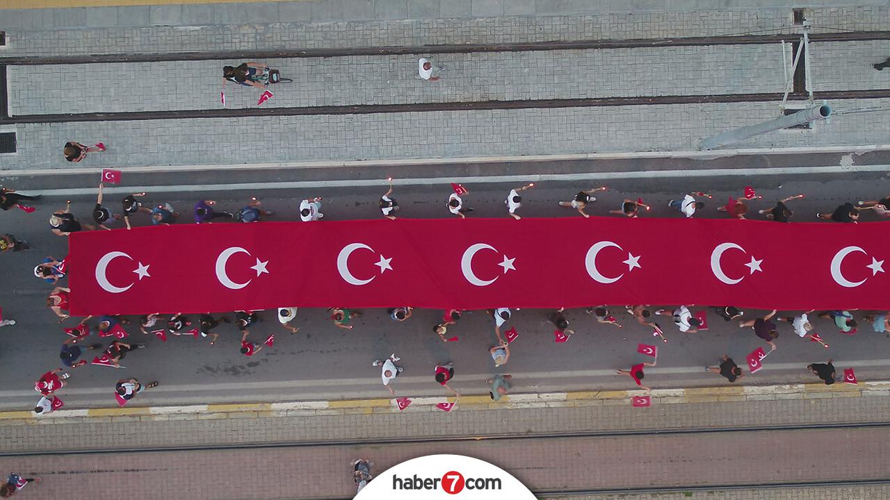 Antalya'da 30 Ağustos Zafer Bayramı yürüyüşü