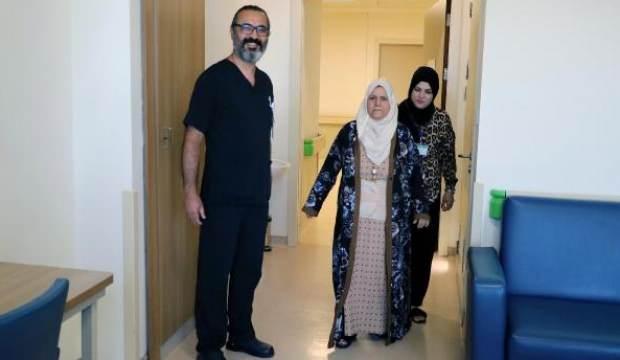 2 yıldır yürüyemeyen kadın, Türkiye'de sağlığına kavuştu