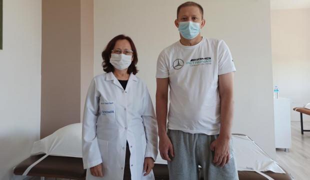 Covid sonrası felç geçiren hasta şifayı Türkiye’de buldu