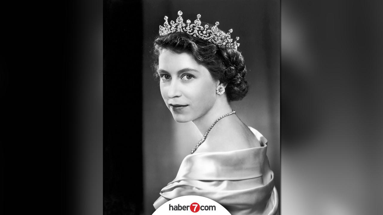 Kraliçe II. Elizabeth'in gençliği