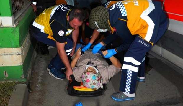 Bursa'da ambulans yaya geçidindeki teyzeye çarptı: Bu kadar hızlı gelinir mi be evladım