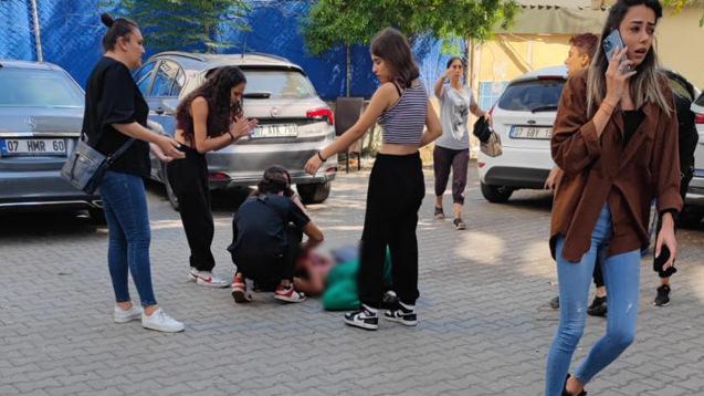 Antalya kız öğrenciler bıçaklı kavga