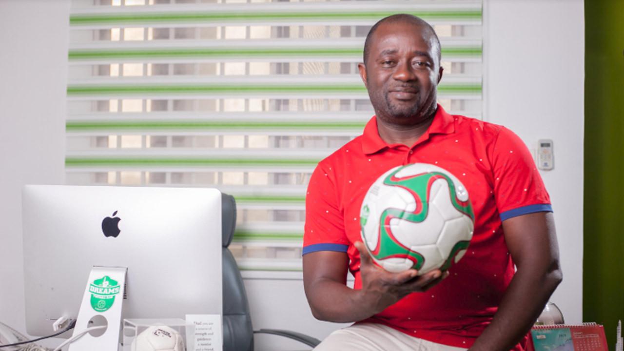 Gana Futbol Federasyonu Başkanı Kurt Okraku