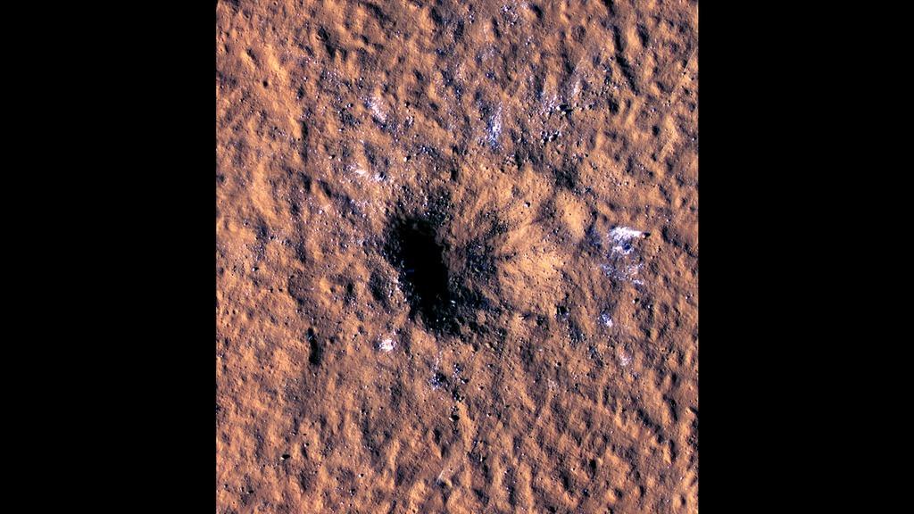Çarpma sonucu oluşan krater