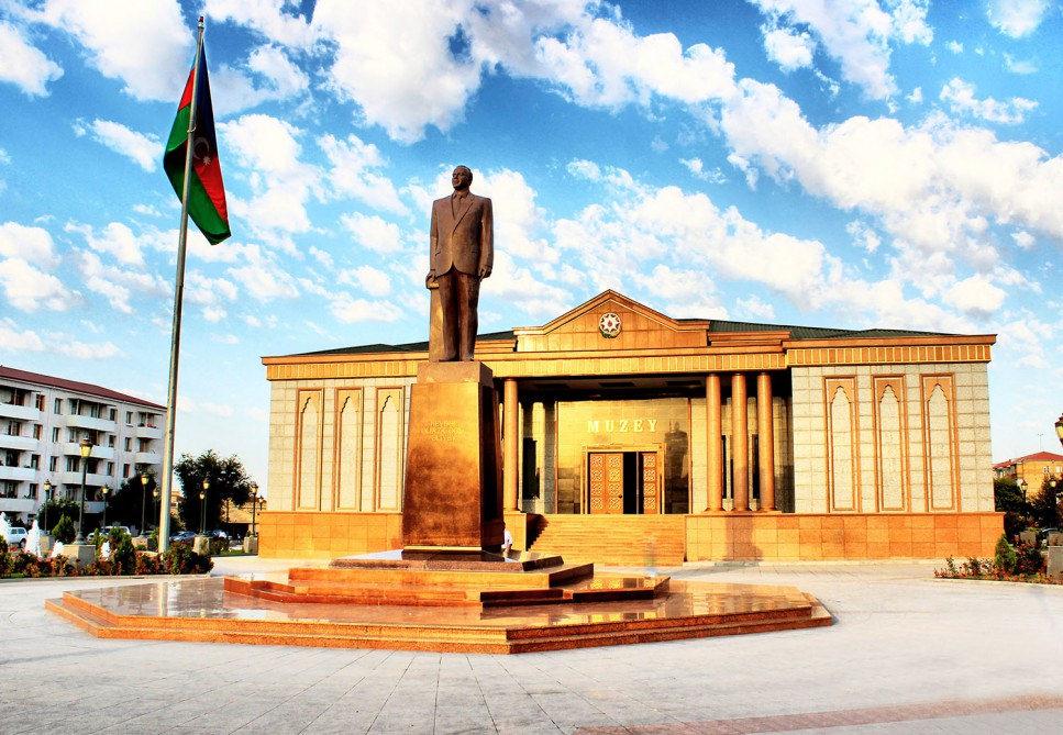 Nahçıvan'daki Haydar Aliyev Müzesi