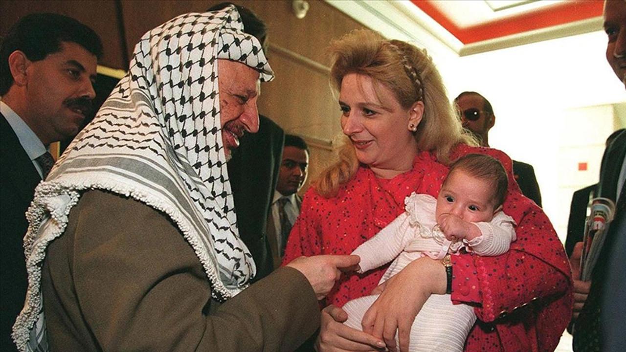 Yaser Arafat ve eşi
