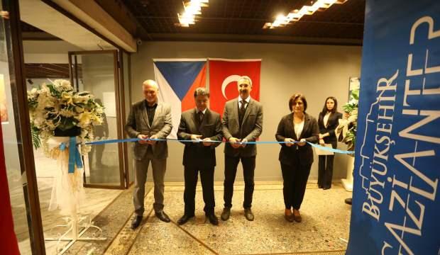 Gaziantep'te "Çağdaş Fotoğrafta Bilim, Seyehat ve Doğa Sergisi"nin açılışı yapıldı