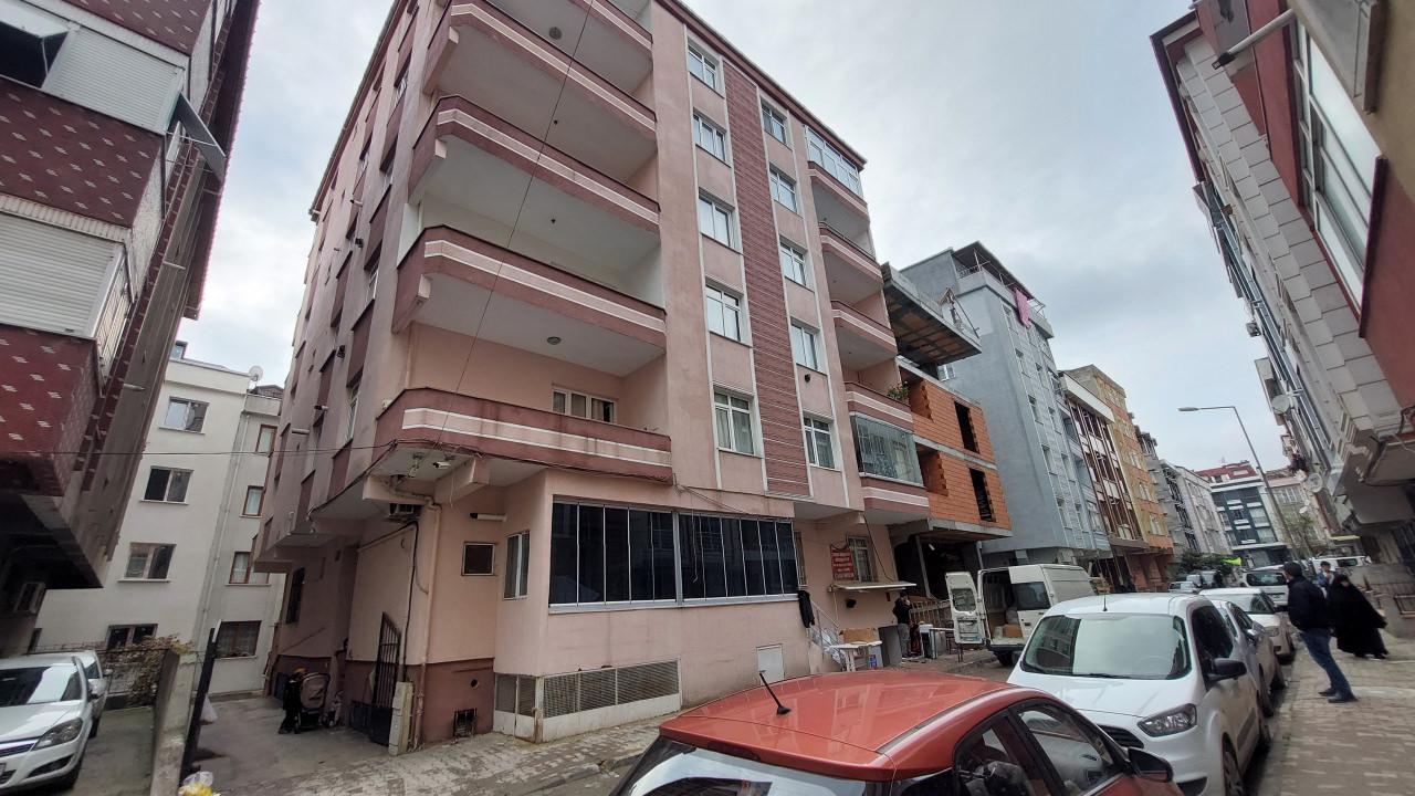 İstanbul'da kolonu patlayan bina