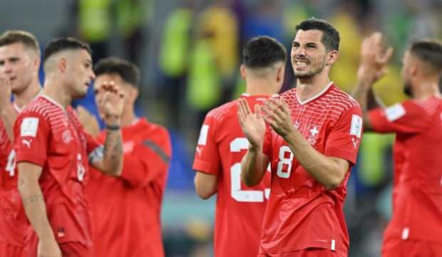 İsvi&ccedil;re ile Sırbistan, son ma&ccedil;ta tur i&ccedil;in sahaya &ccedil;ıkacak