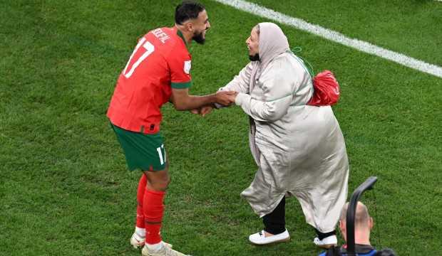Faslı futbolcular yarı final sevincini aileleriyle yaşadı