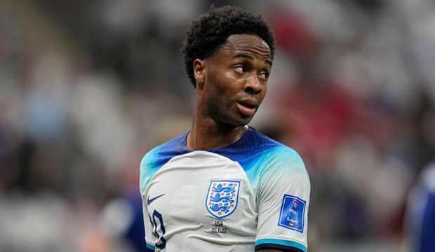 Raheem Sterling, Katar'a geri d&ouml;n&uuml;yor