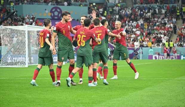 Portekiz'den g&ouml;vde g&ouml;sterisi! İsvi&ccedil;re'yi gole boğdular