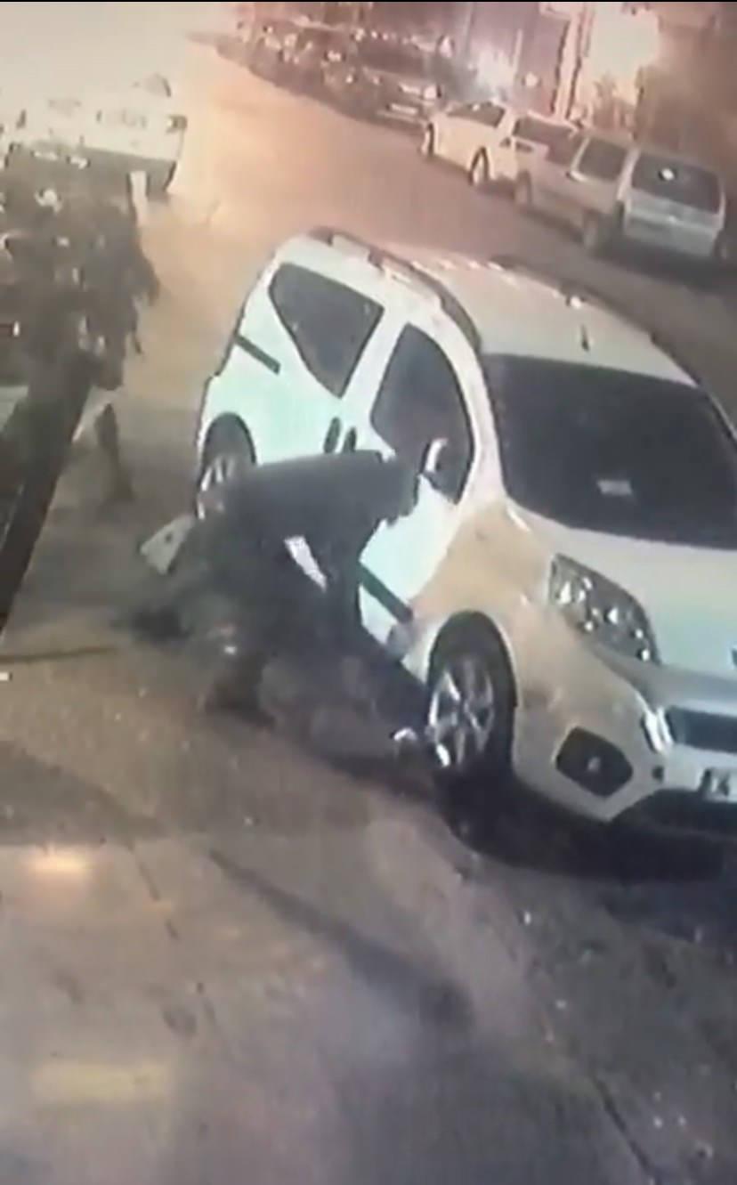 İstanbul'da camideki öğrencilerine Kur'an dersi vermeye giderken öldürülen genç hoca