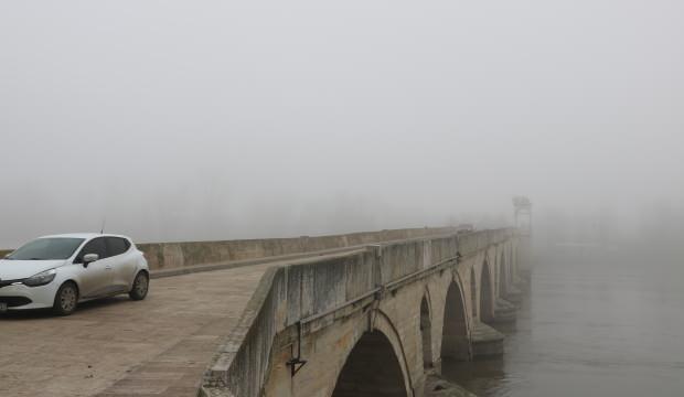 Edirne’de tarihi köprüler sisle kaplandı