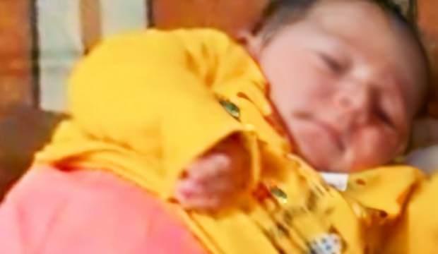 Samsun'da kahreden olay! Çaydanlık minik bebeğin sonu oldu
