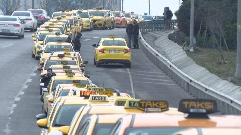 İstanbul'da taksimetre güncelleme kuyrukları 