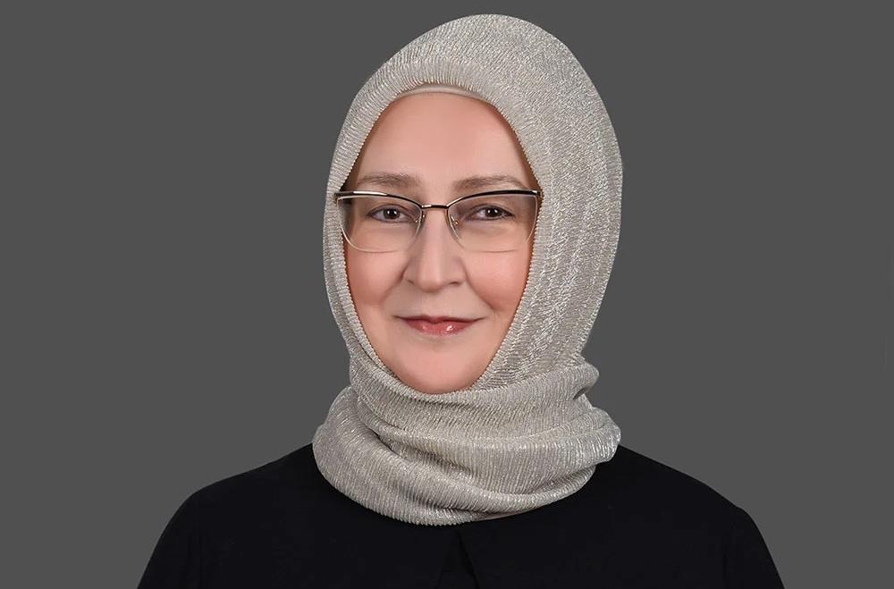 Gelecek Partisi Kurucular Kurulu Üyeliği görevinden ayrılan Fatma Şerefoğlu.