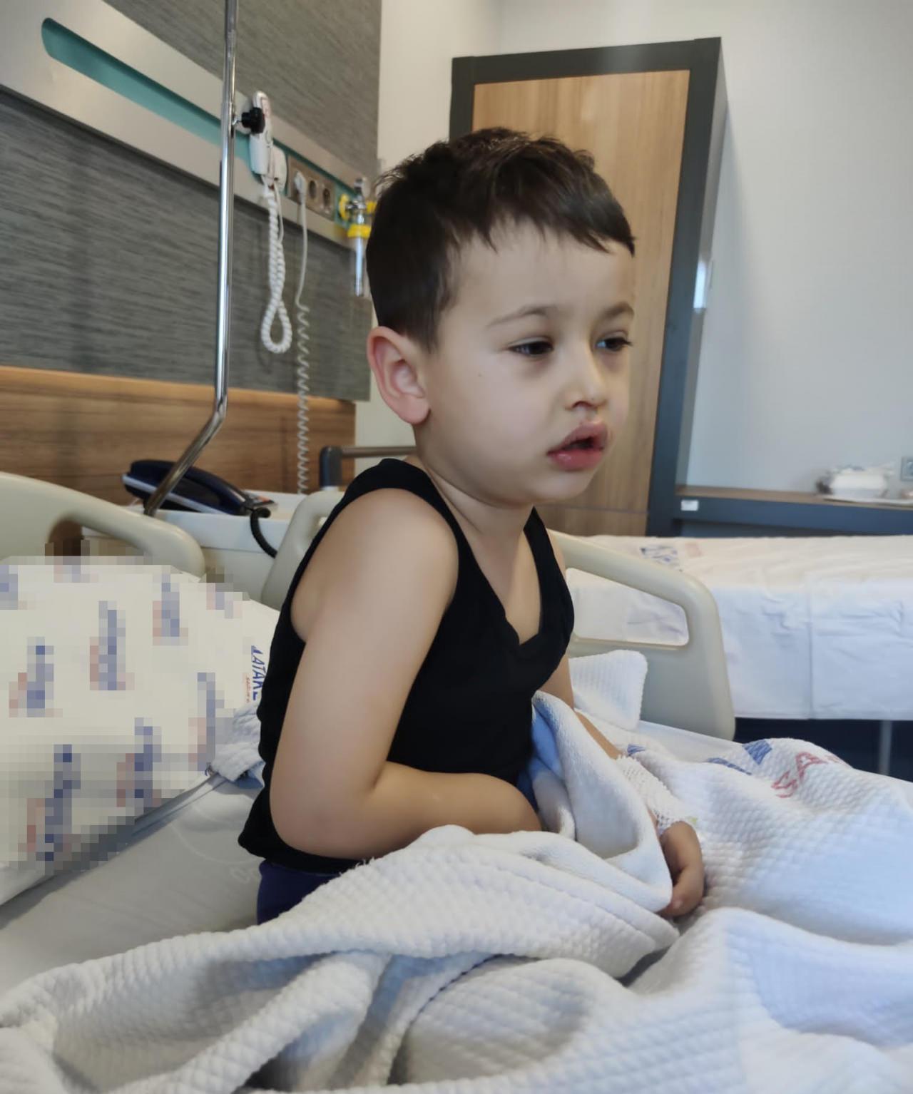 Yalova'da girdiği ameliyatta bademcikleri alınmayan çocuk