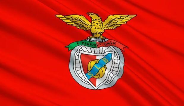 Benfica'dan depremde hayatını kaybedenler için saygı duruşu!