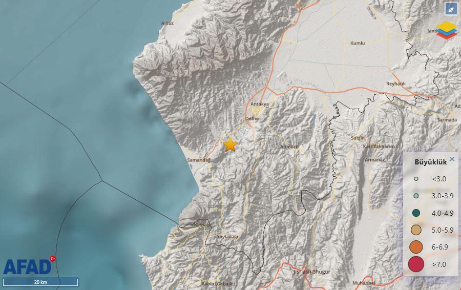 Hatay'ın Defne ilçesinde 6.4 büyüklüğünde deprem meydana geldi.