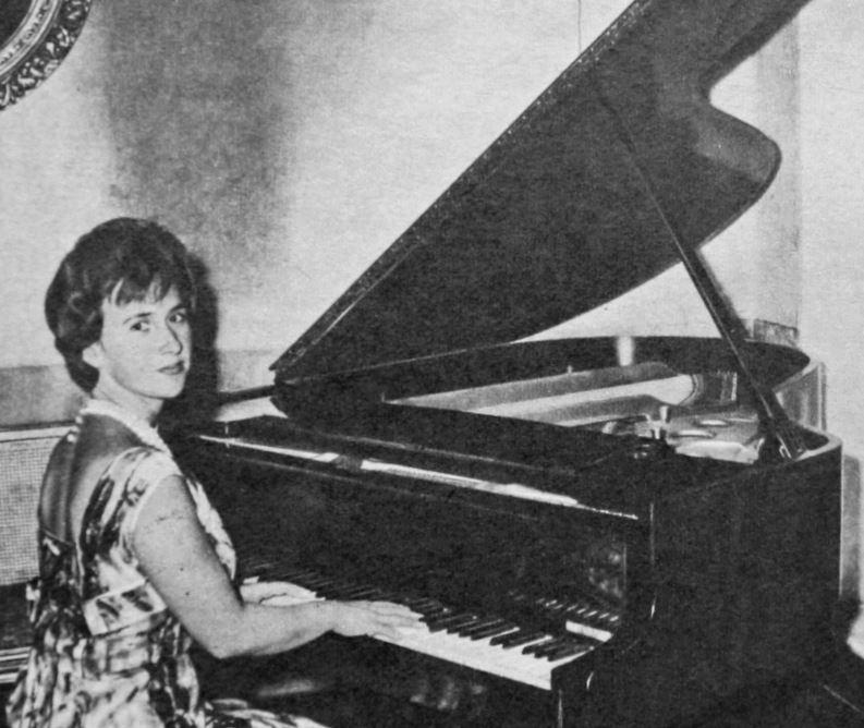 Ünlü piyanist ve devlet sanatçısı Ayşegül Sarıca