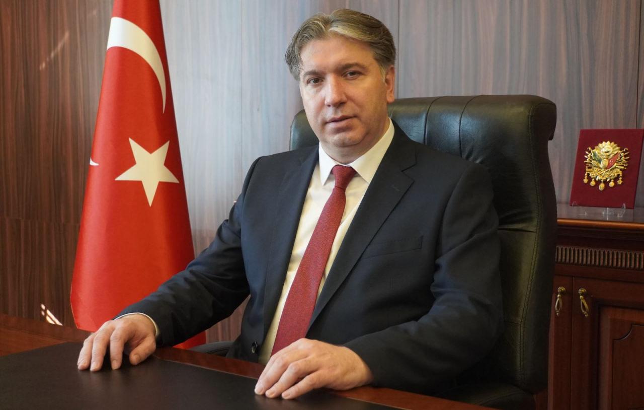 Yalova Üniversitesi Rektörü Prof. Dr. Mehmet Bahçekapılı